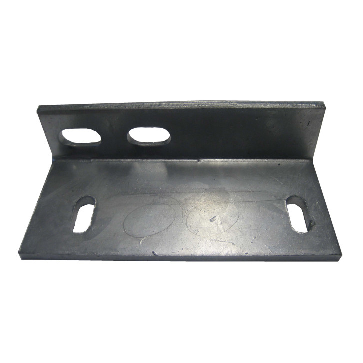 Carrier claws for dosing auger 