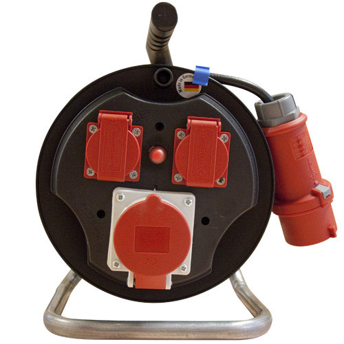 CEE cable reel with circuit breaker 