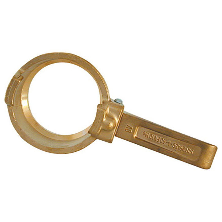 Clamping ring with lever for tanker 