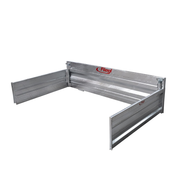 Bulk material wall for slurry separator 