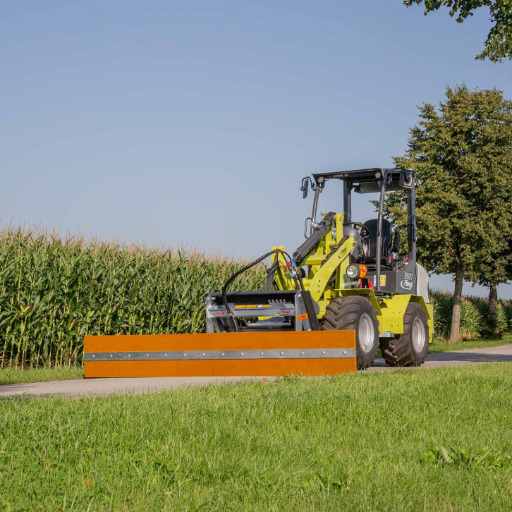 Schiebeschild »Universal Pro« hydraulisch 