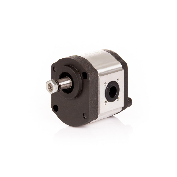 Hydraulic pump with flange 