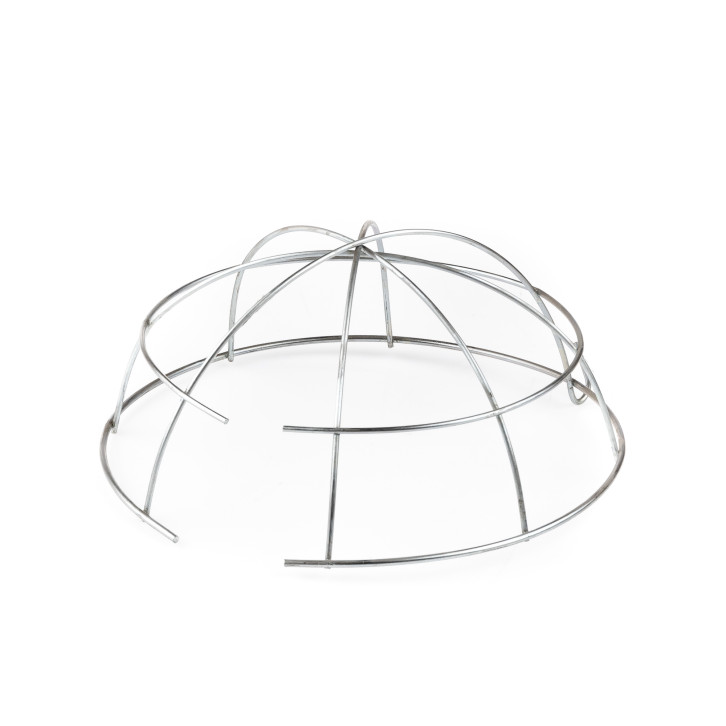 Schutzgitter und Befestigungskette 