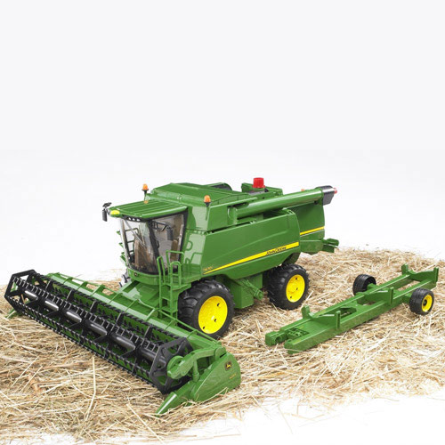 Toy John Deere T670i combine harvester 