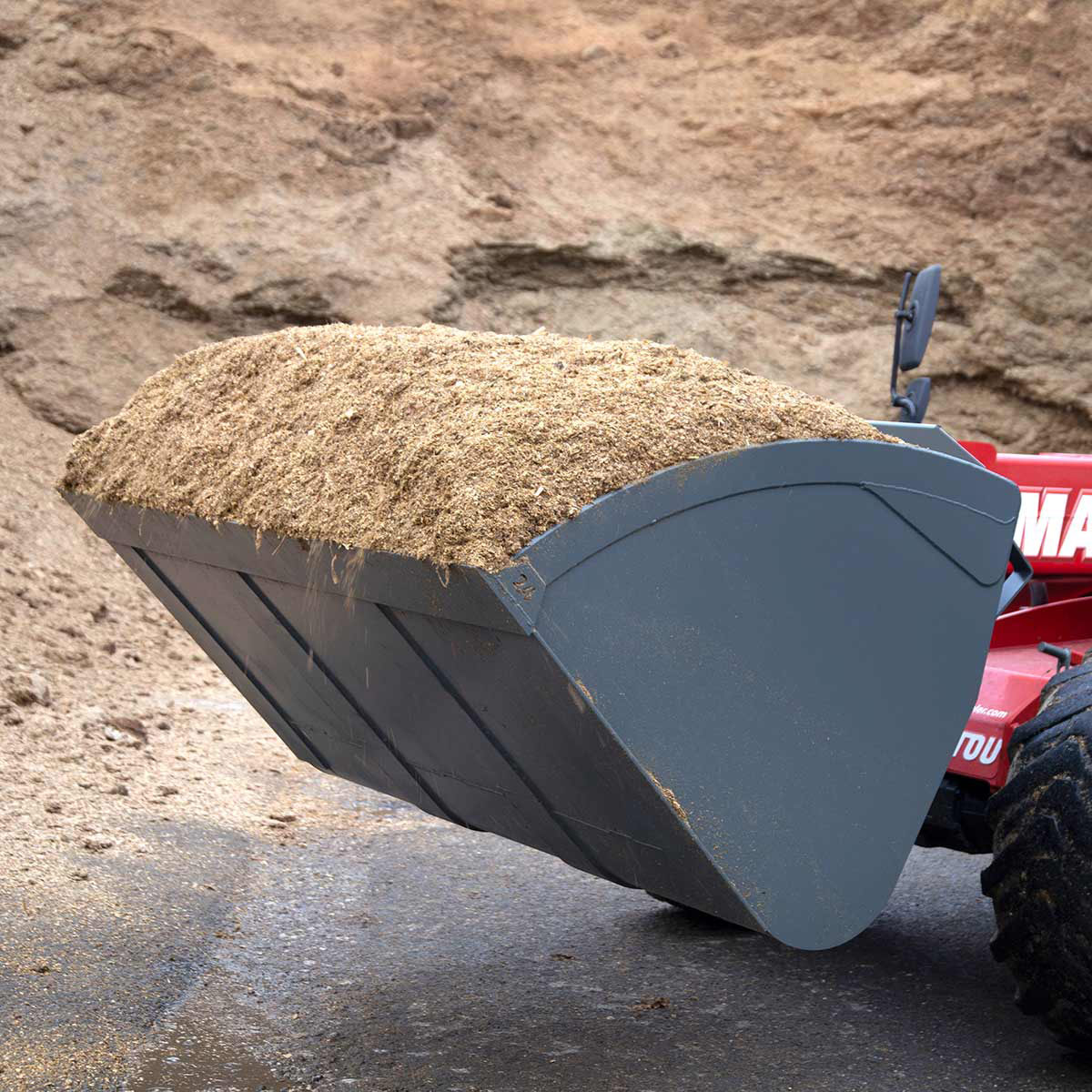Adapter von JCB Q-FIT auf MANITOU aufnahme SONAROL in Nordrhein